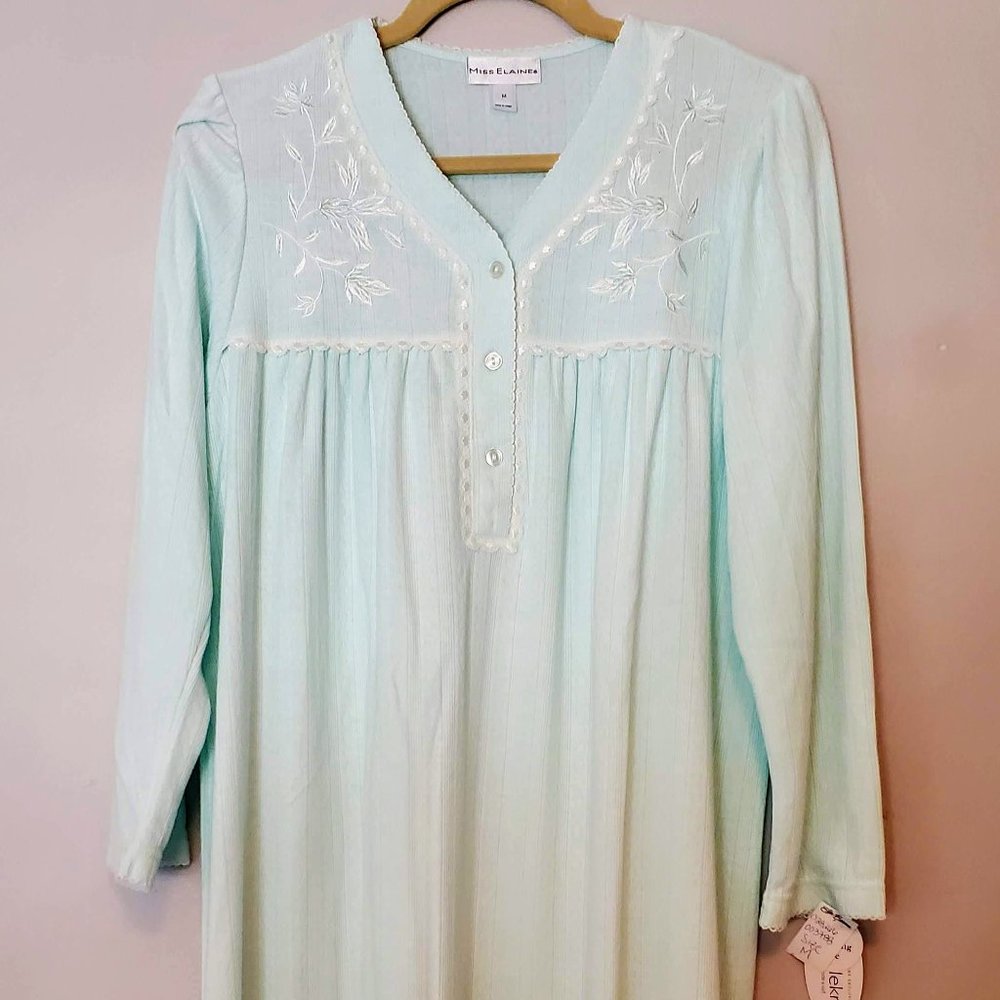 NWT! Miss Elaine Cuddleknit Nightgown - Size M